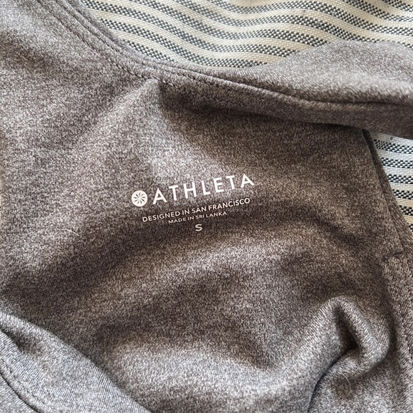 Athleta - conscious crop bra - Picture 3 of 3